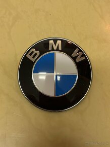 BMW logo - predná kapota e92 - 2