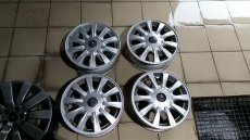 4x114.3r16 hyundai - 2