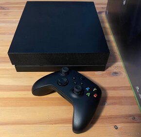 XBOX ONE X 1TB (4K herná konzola) - 2