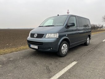 Volkswagen Caravelle T5 - 2