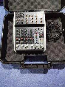 Behringer Xenyx QX602MP3 - 2