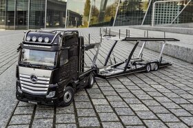 1:18 Mercedes-Benz Actros GigaSpace + Transporter - 2