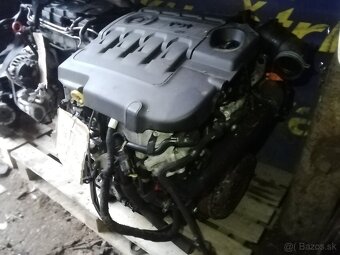 Motor 1,6 tdi 77 kW CLH comonreal - 2