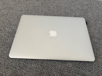 MacBook Air (13-palcový, Early 2014) - 2