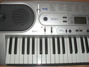Výukové klávesy Casio LK 45 (svítící klapky) - 2