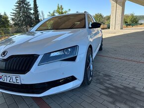 Škoda Superb Sportline Combi 140kw 4x4 Panorama - 2