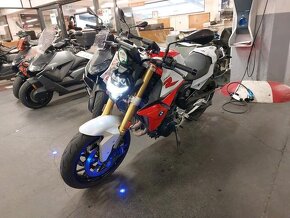 2021_BMW F900R Sport_BOHATÁ VÝBAVA_ZIMNÁ CENA_5.999€ netto_ - 2