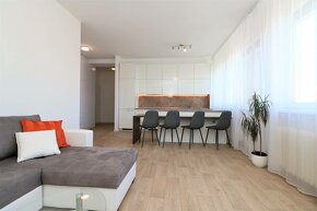 PRENÁJOM - Slnečný 2-izbový byt s krásnym výhľadom, Stromová - 2