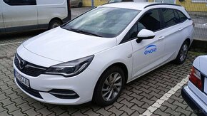 Opel Astra Sport Tourer ST 1.2 Turbo Smile Edition - 2