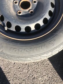 zimne pneu 196/65 R15 - 2