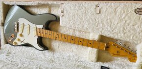 Fender Eric Clapton Stratocaster - 2