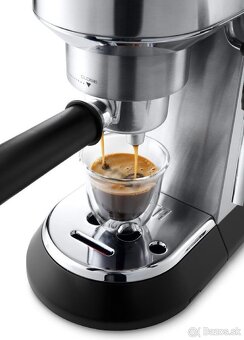 De'Longhi Dedica EC 685.M - 2