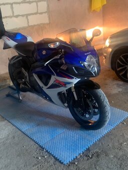 Suzuki GSX-R 600 K7 2007 - 2