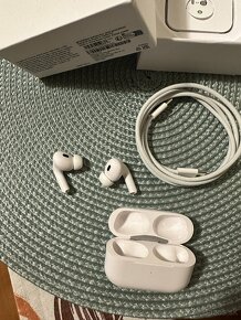 Apple AirPods Pro 2 - 2