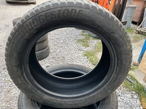 Predám používané zimné pneumatiky značky BRIDGESTONE - 2