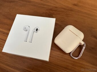 Apple Airpods 1 - 2