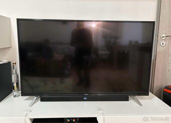 4K UHD SMART TV Strong 139cm - 2