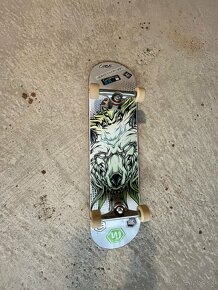 WJ skateboard - 2