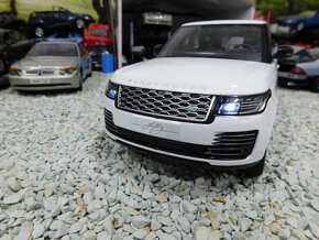 model auta 1:18 Range Rover - 2