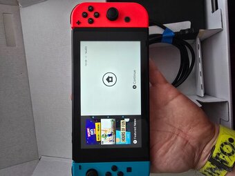 Nintendo switch - 2