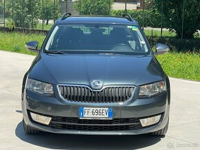 ŠKODA OCTAVIA COMBI 2.0 TDI.DSG - 2