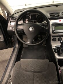 VW PASSAT B6 COMBI 2.0 TDI 103KW - 2