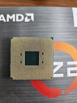 AMD Ryzen 7 5800X3D - 2