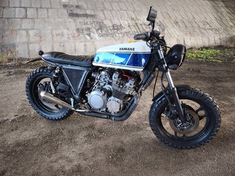 Yamaha XJ900 scrambler - 2