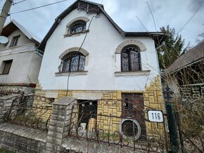 starší rodinný dom, pozemok 246 m2, Zliechov. - 2