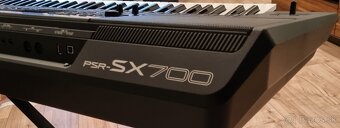 Yamaha PSR-SX700 - 2