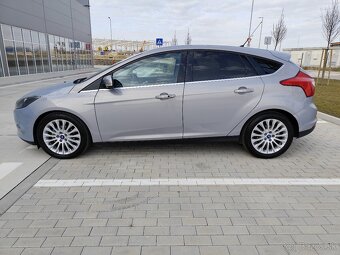 FORD FOCUS - 2