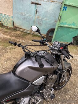 Honda Hornet 900 - 2