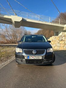 Volkswagen Touran 1.9 tdi - 2