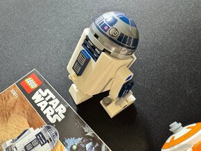 LEGO R2-D2 (30611) + LEGO BB-8 (40288) - 1x Poskladané - 2