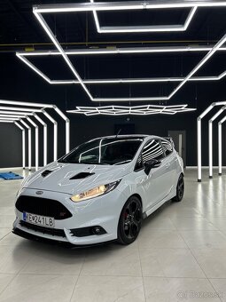 Ford Fiesta ST - 2