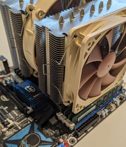 Intel DX79TO + i7 3820 + 16GB DDR3 + Noctua - 2