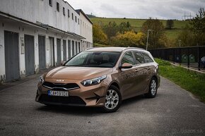 Ceed SW 1.5 T-GDi 118kW Gold, Full Led, Navi, 1. majiteľ - 2