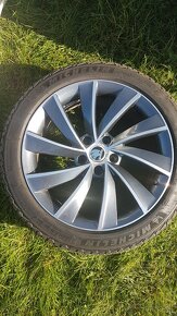 Zimna sada orig.ŠKODA  5x112 R18ET44 Michelin 235/45 18 - 2