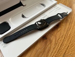 Apple Watch 8 midnight 45 mm - 2