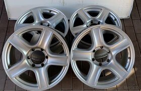 6x139.7 R18 Dotz na Pajero strieborna farba ET 35 - 2