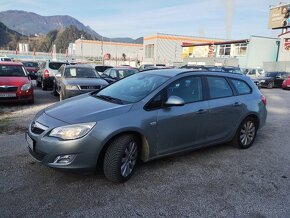 Opel Astra Sport Tourer ST 1.7 CDTI ECOTEC - 2