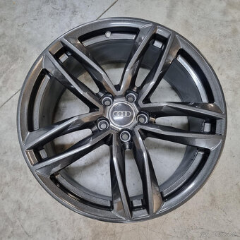 Hliníkové AUDI disky 5x112 R19 9.0J ET52 - 2