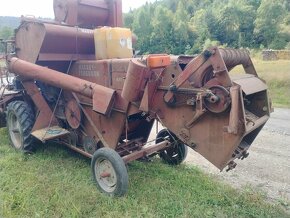 Predám obilný kombajn massey ferguson 630s - 2