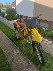 Suzuki rmz 250 - 2