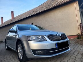 Škoda Octavia 1.6 TDI Elegance Max R.V.2015 - 2