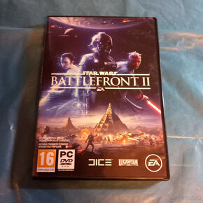 STAR WARS - PC hra BATTLEFRONT II - 7 kusů DVDček - 2