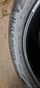 Predám 2ks.letné pneumatiky continental 225/60R17 99H. - 2