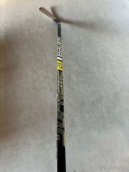 Predám hokejku Bauer Supreme 2S PRO SR - 2