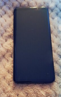 Samsung Galaxy S9+ 64 GB čierna - 2