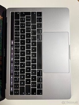 MacBook Pro 13" i5-1.4GHz,4j/8GB/256GB - 2